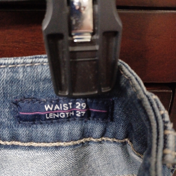 Jeans - Picture 2 of 3